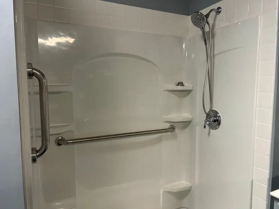 Sterline Shower Walls and Tub Surrounds